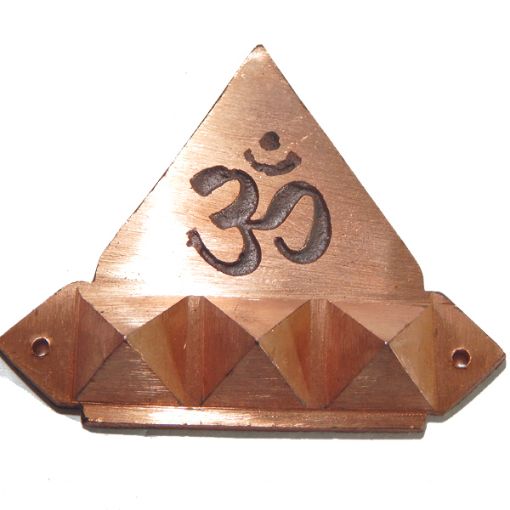 AUM with 3 Copper Pyramid Set